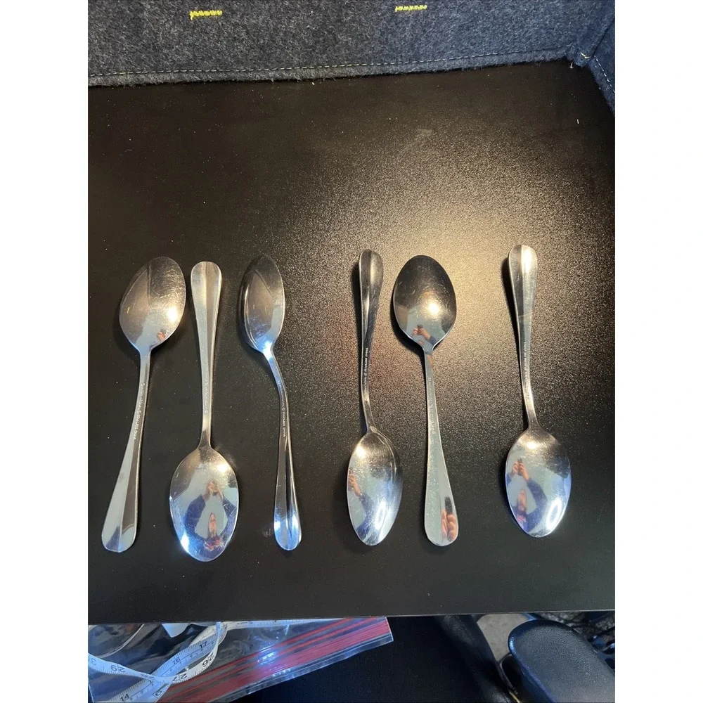 Lot of 6 INTERNATIONAL‎ STAINLESS CHINA Soup/Table Spoons